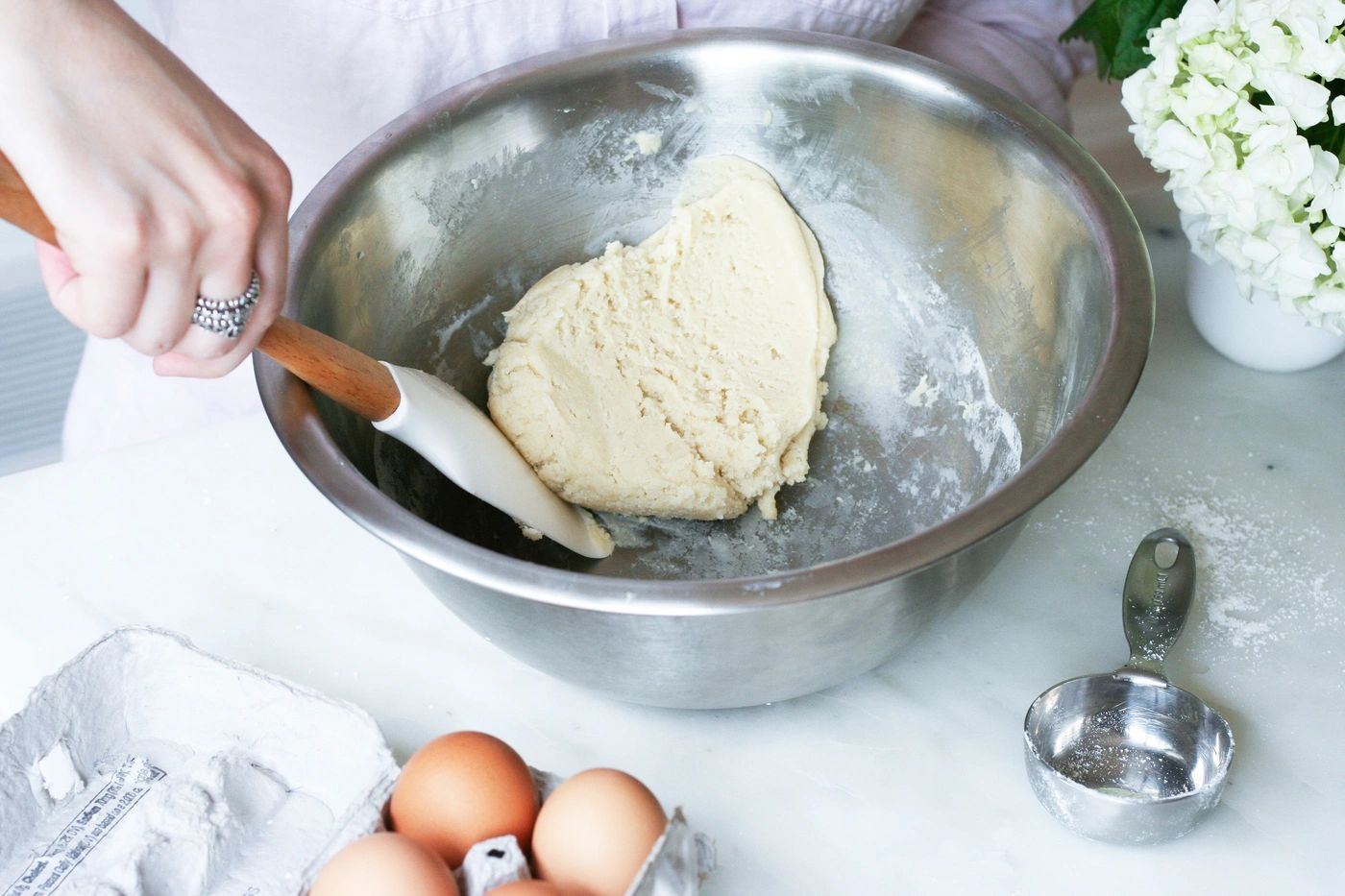orange white chocolate macarons