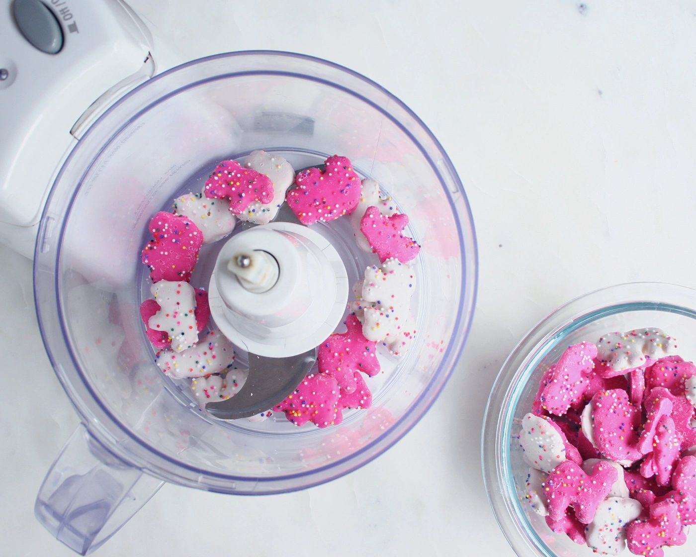 circus animal cookie macarons
