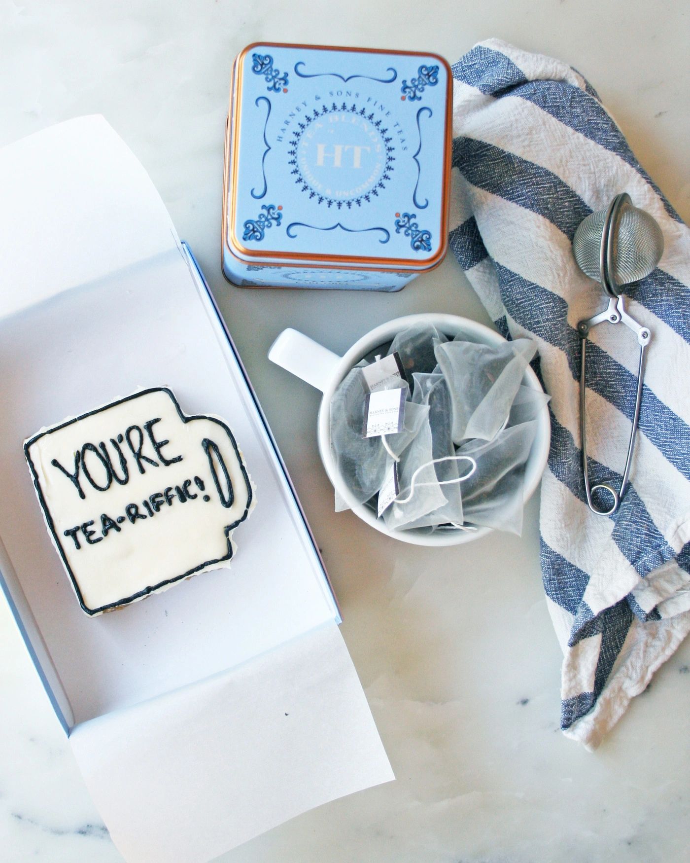 london fog mug blondies