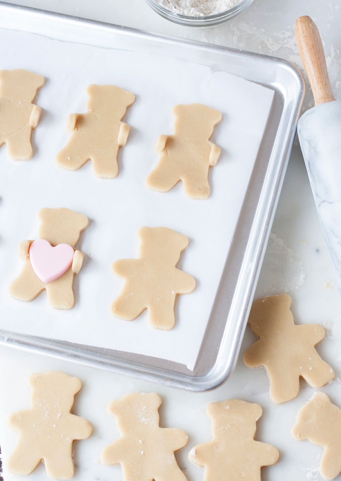 conversation heart bears