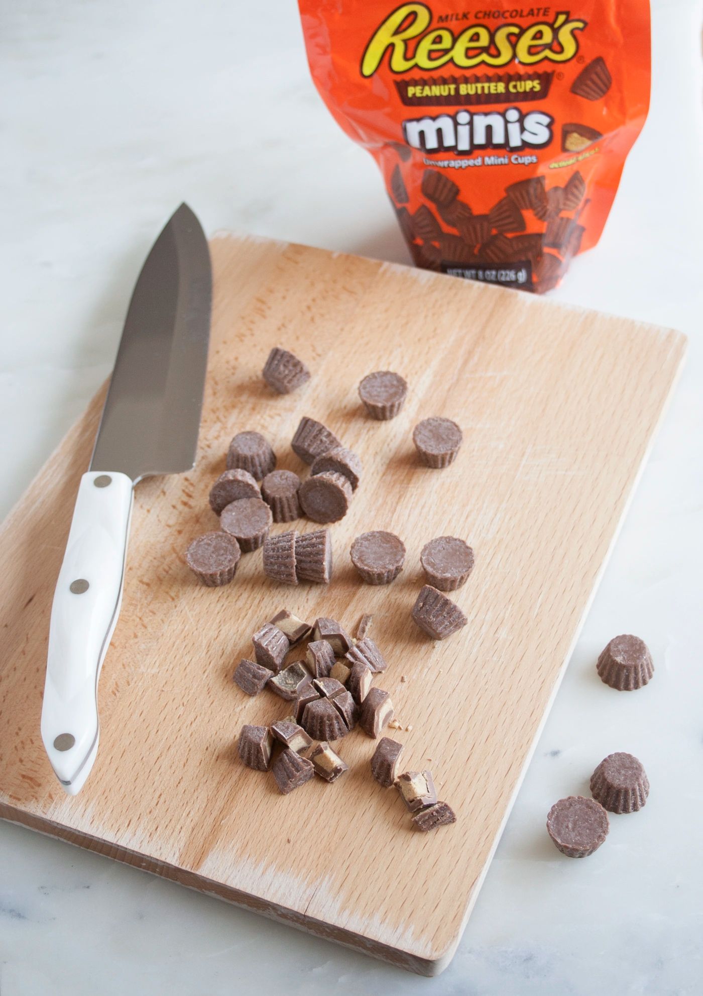 peanut butter cookie dough stuffed oreos