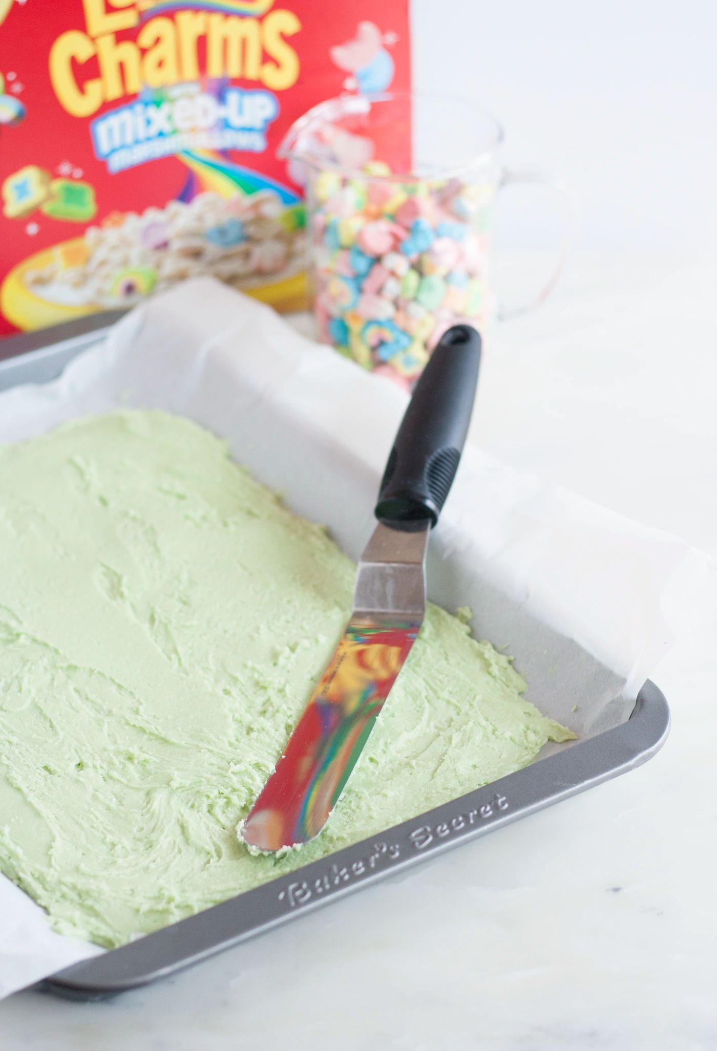 Lucky Charms Cookie Bars