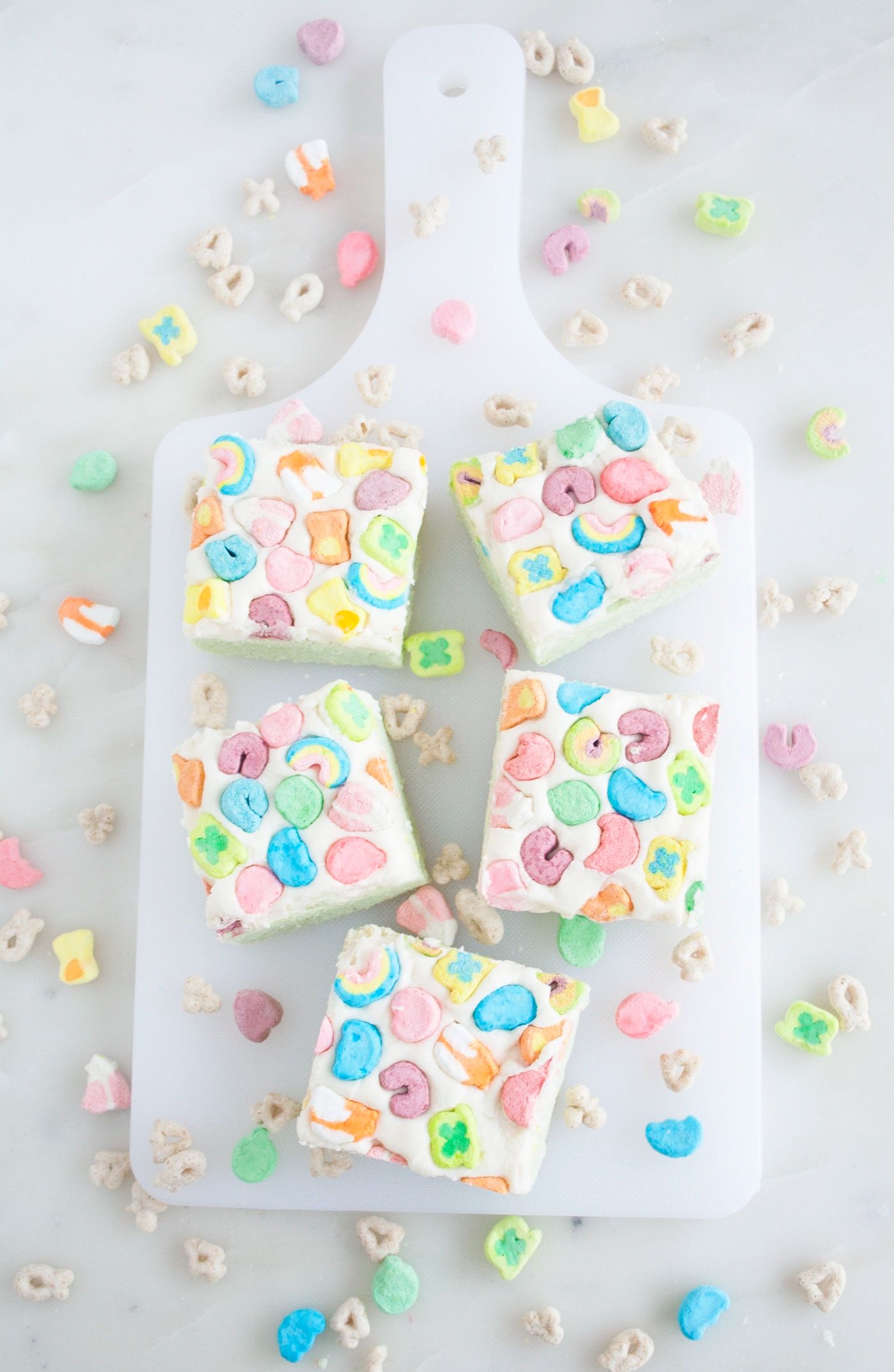 Lucky Charms Cookie Bars