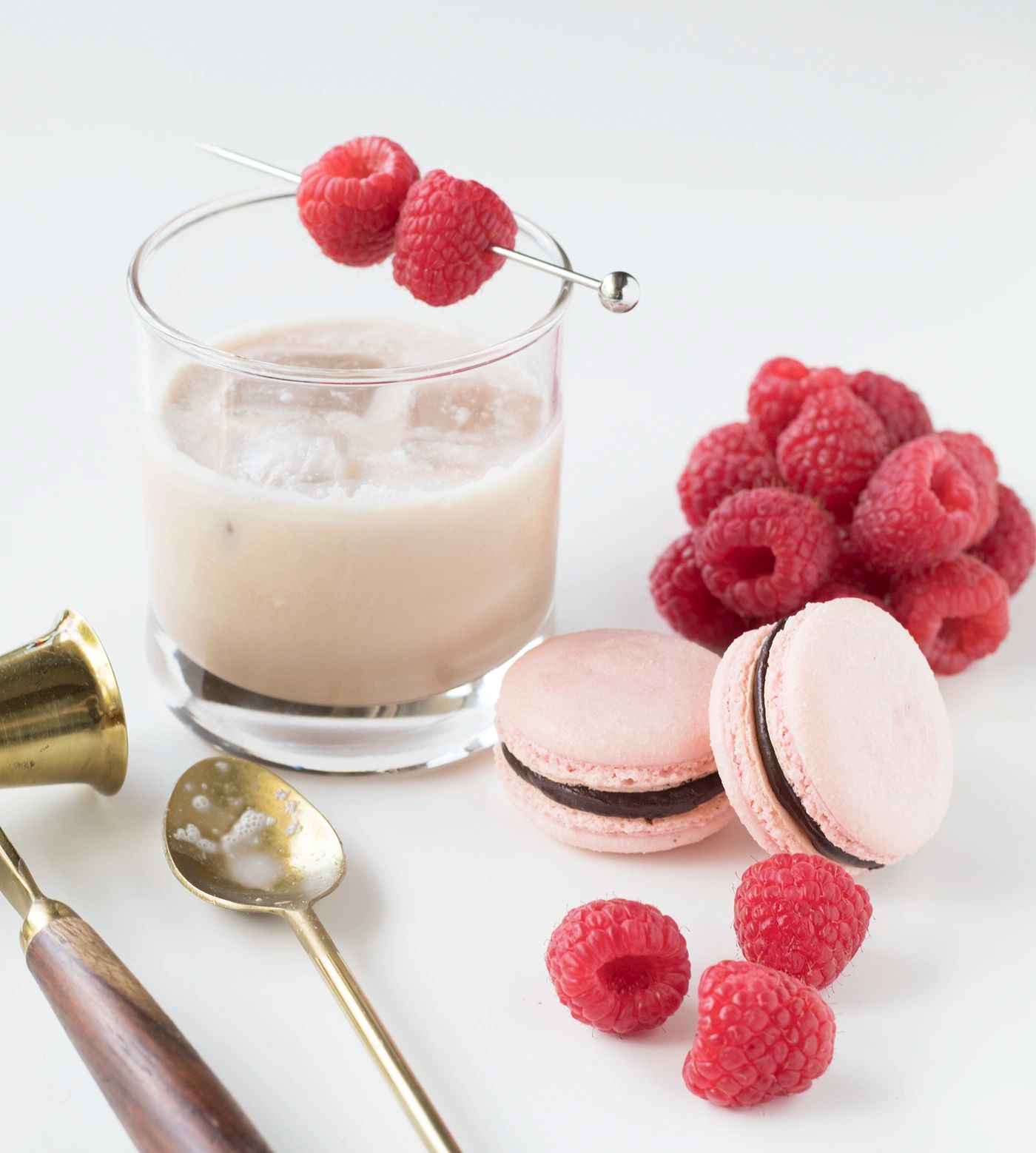 Chambord Macarons & White Russian