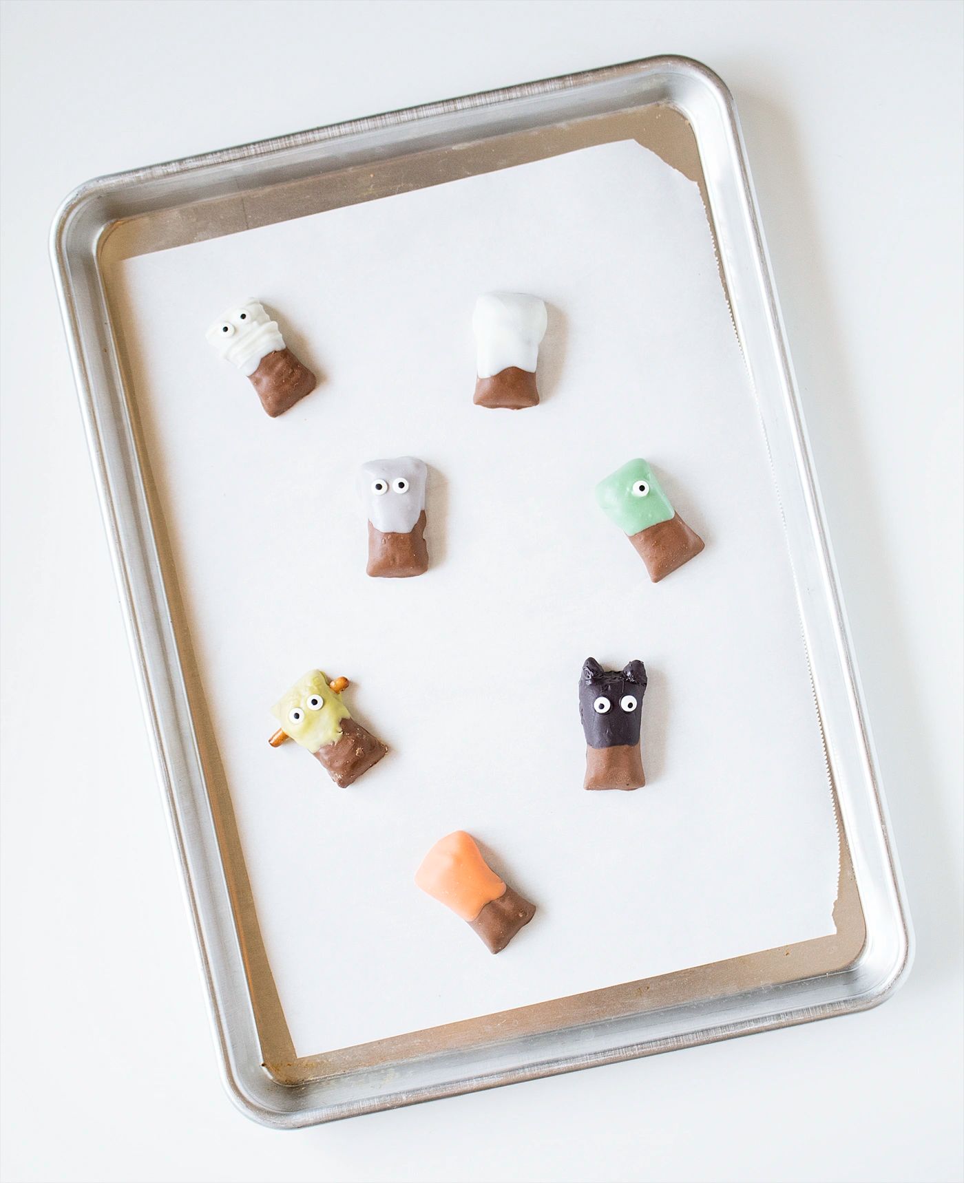 Halloween Butterfinger Bark