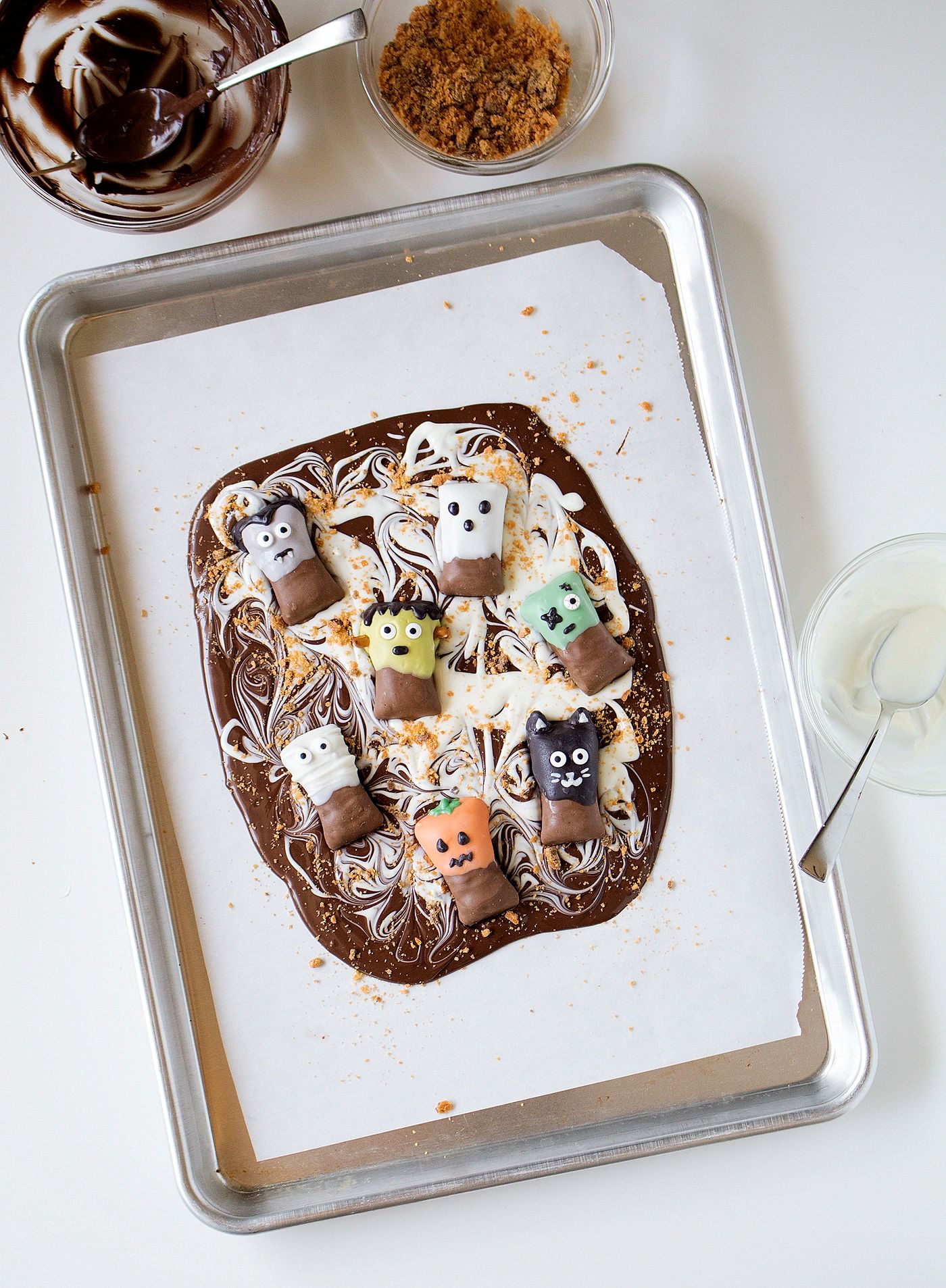 Halloween Butterfinger Bark