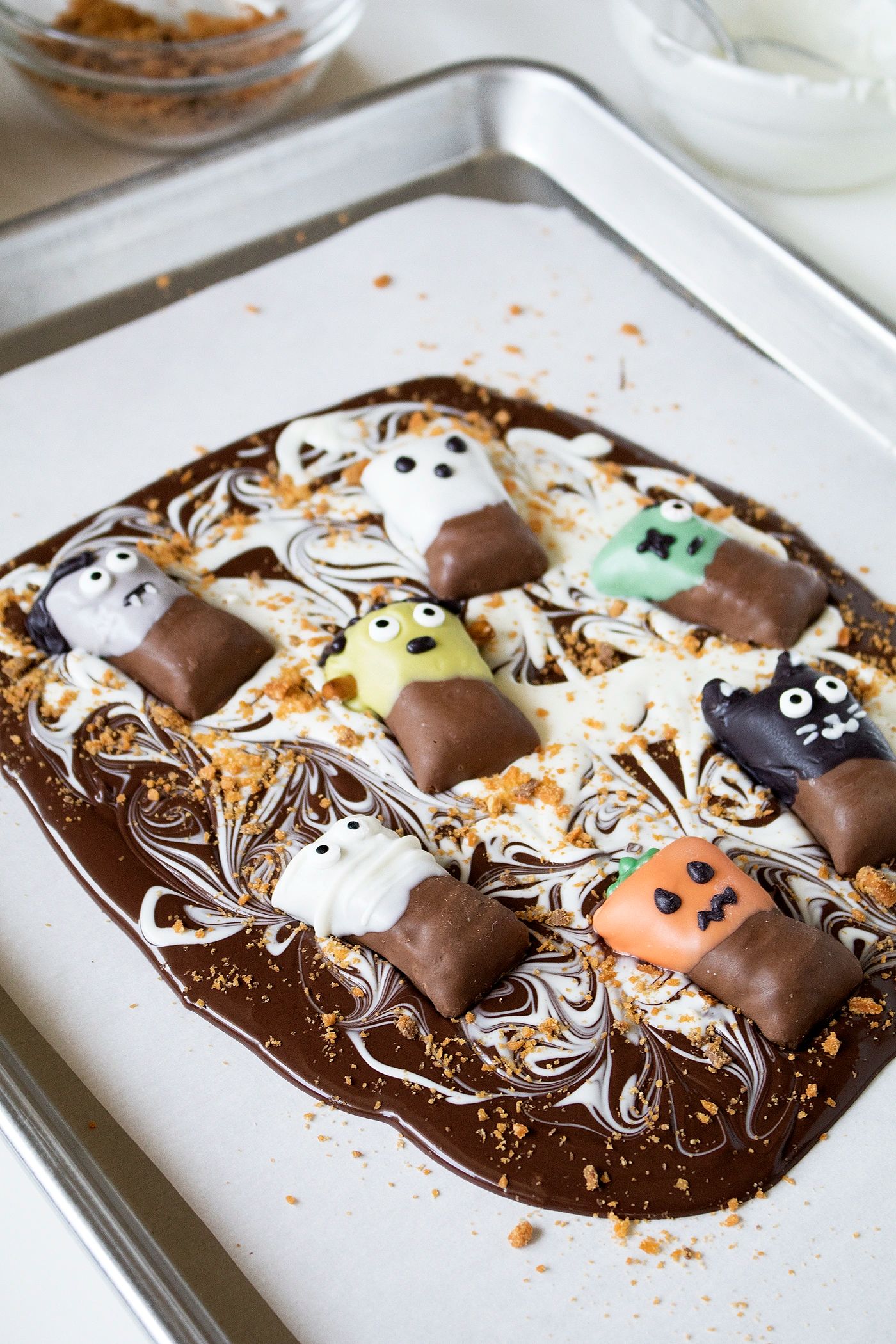 Halloween Butterfinger Bark
